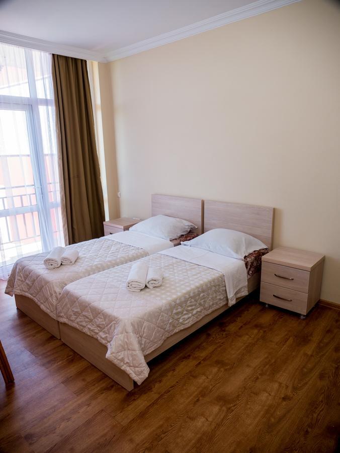 Irakli Guest House Makhinjauri Eksteriør bilde